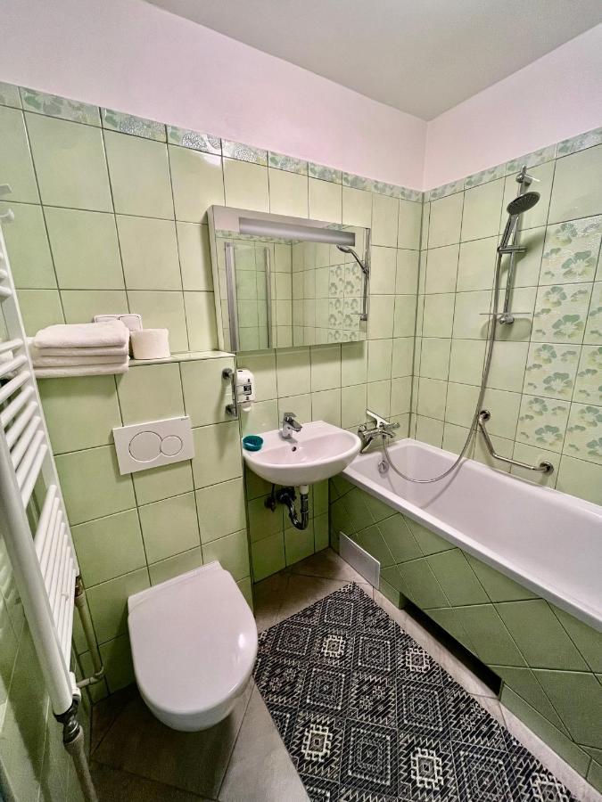Privat U Eriky Hotel Stara Lesna Ngoại thất bức ảnh