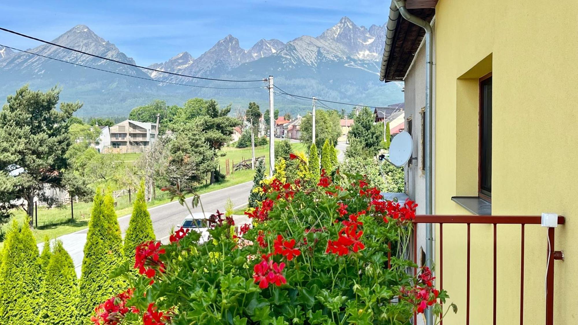 Privat U Eriky Hotel Stara Lesna Ngoại thất bức ảnh